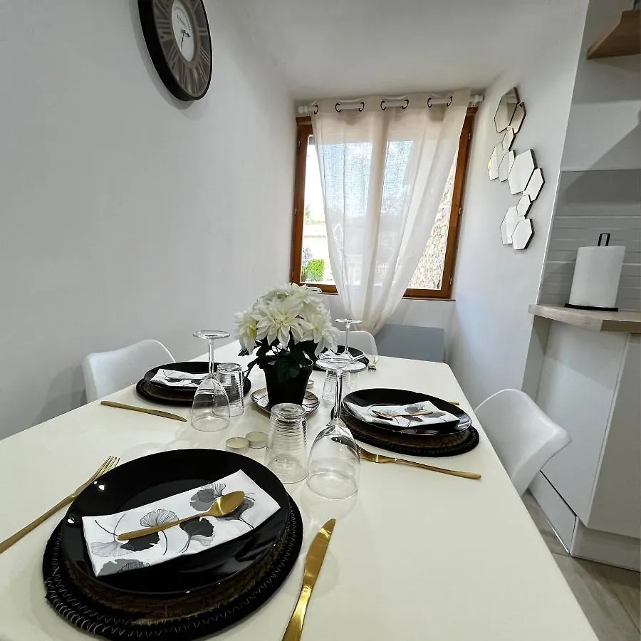 Beau Petit Appartement Au Coeur De L'Ariege. Tarascon-sur-Ariège