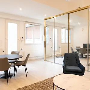 https://15th-residence-loft-duplex-4-pers-metro.fr-paris.fr